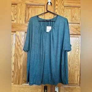 BloomChic -Women's V-Neck Top